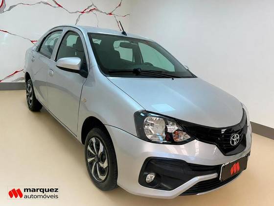 TOYOTA ETIOS 1.5 X PLUS 16V FLEX 4P MANUAL TOYOTA ETIOS 1.5 X PLUS 16V FLEX 4P MANUAL